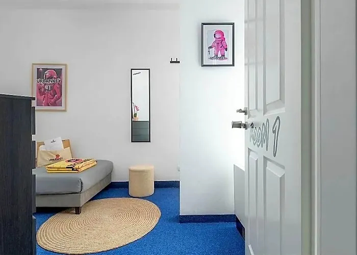 אכסניה Urbankey - Neubau *